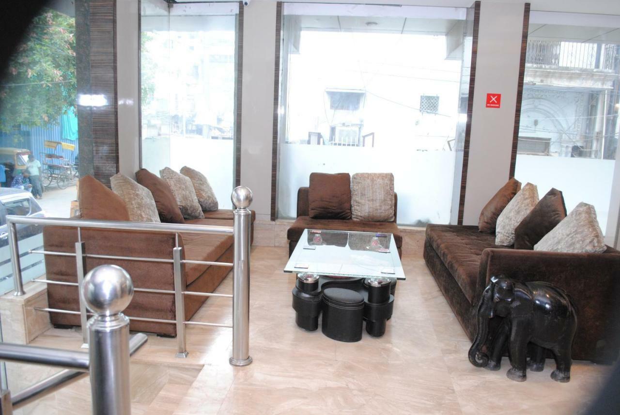 Hotel Superb 5 Mins Walk From New Delhi Station Exterior foto